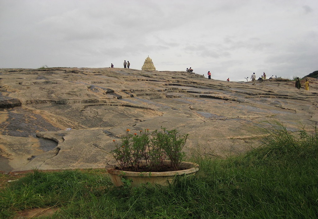 Peninsular Gneiss - Indian Geo-Sites to Satisfy Travel-Appetites