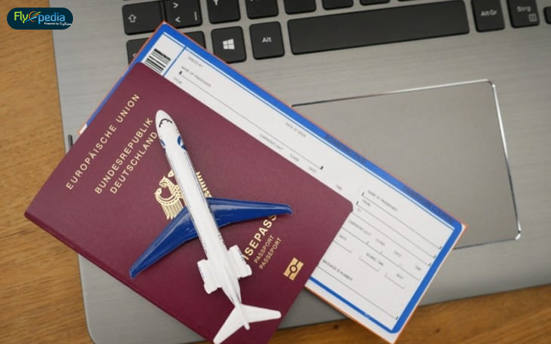 Price of Flights Near Departure