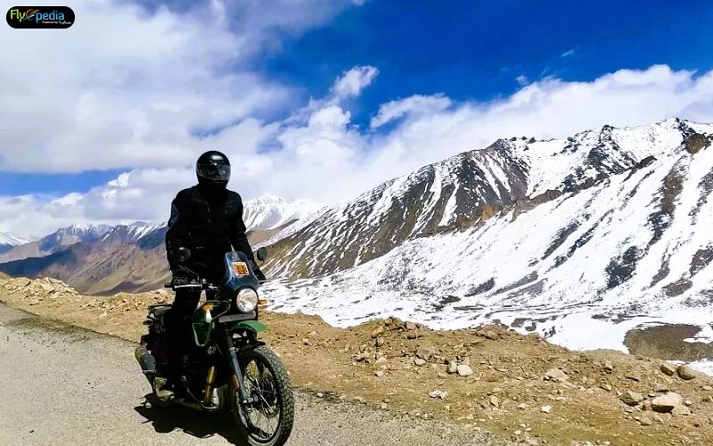 Get mesmerized with a moto ride to Pensi La pass