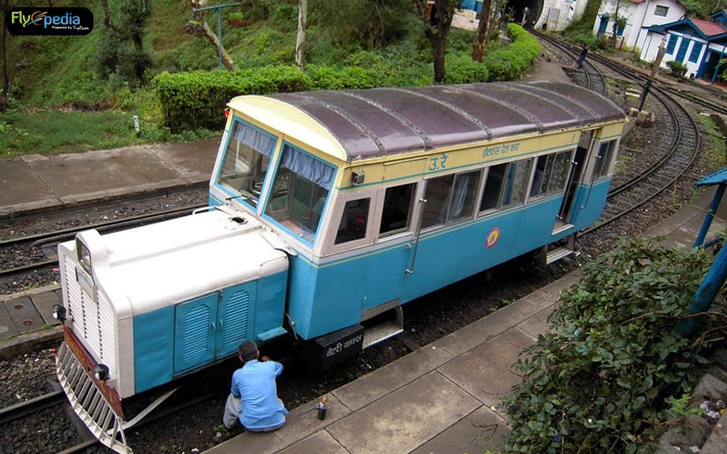 Rail motor car kalka shimla