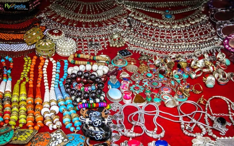 Tibetan handicraft center